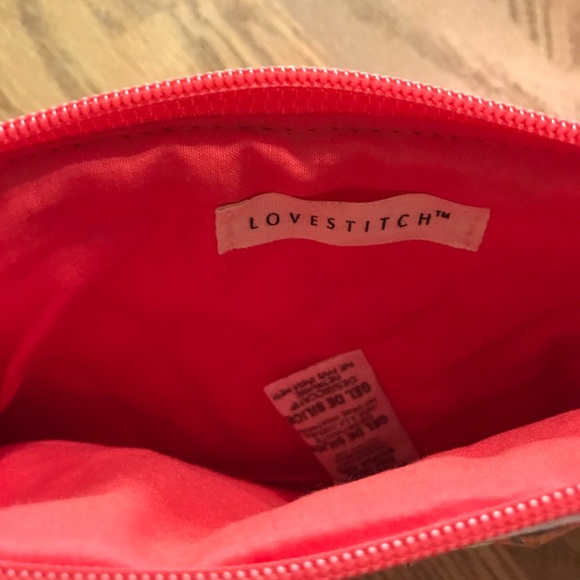 NWT Peach & Cream Quilted & Studded Cosmetic Bag - Picture 11 of 16